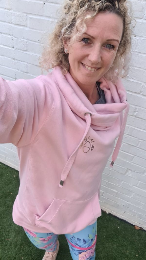 Super soft baby pink cross neck hoody - Image 2
